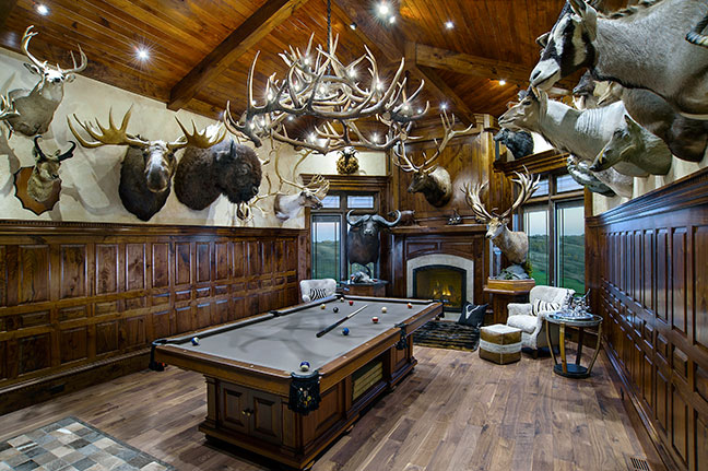 Outfitting Your Trophy Room - Petersen's Hunting
