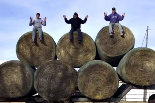 Farmer Style: The Redneck Rap Parody of Gangnam Style