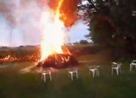 Redneck Bonfire Really Lights Up a Party