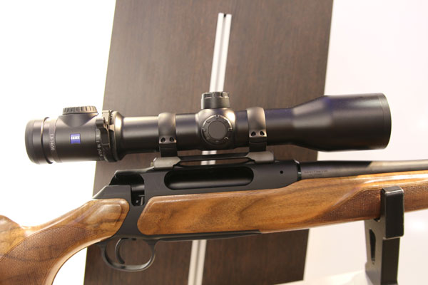 Introducing the 2016 Zeiss Victory V8 Riflescope